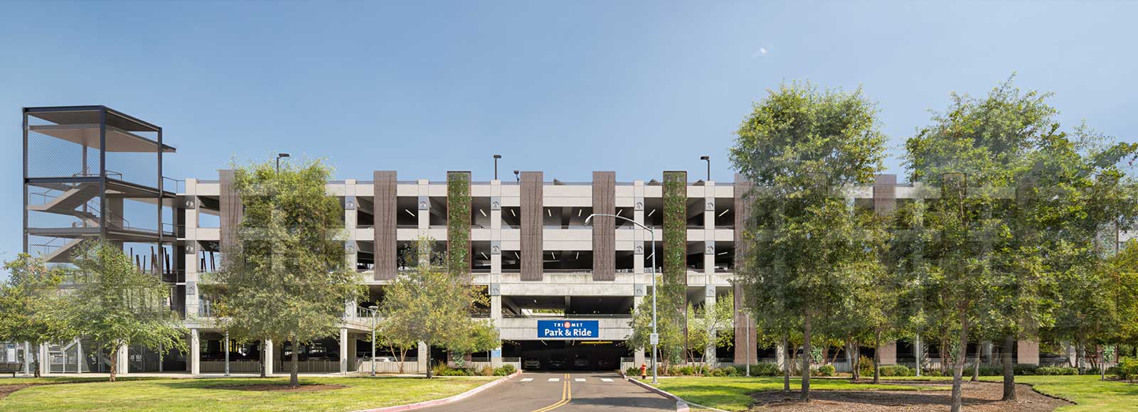 SE Park Avenue Park & Ride Garage rendering from the west