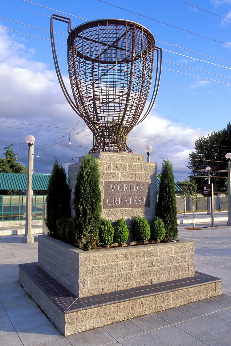 Trophy sculpture - enormous trophy crafted with wire & metal says 'World's Greatest'